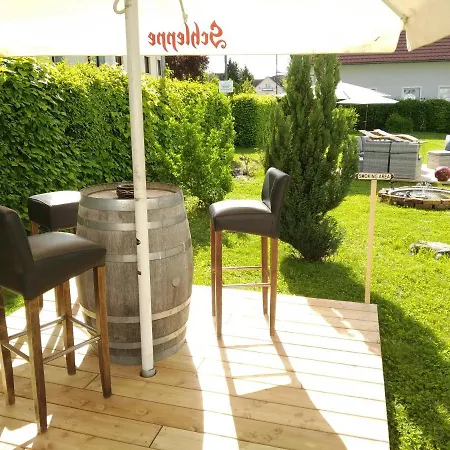 Penzion Gaestehaus Residenz Lapeiner Pörtschach am Wörthersee