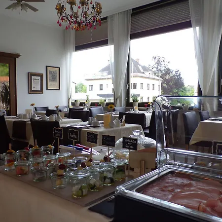 Gaestehaus Residenz Lapeiner Gasthuis Pörtschach am Wörthersee