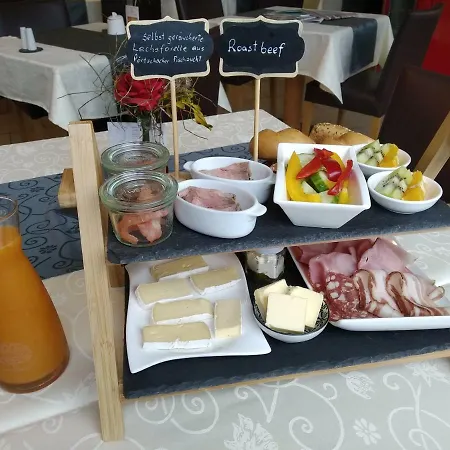 Gaestehaus Residenz Lapeiner Pörtschach am Wörthersee