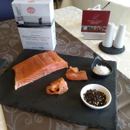 Penzion Gaestehaus Residenz Lapeiner 4*